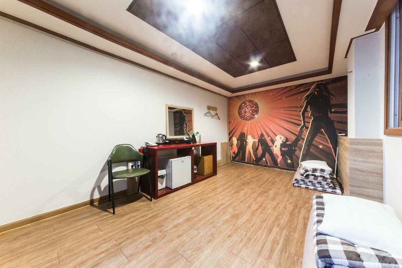 Pocheon Royal Otel Dış mekan fotoğraf